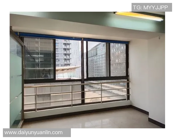 北京羽毛球队包夹战术解析与实战应用探讨