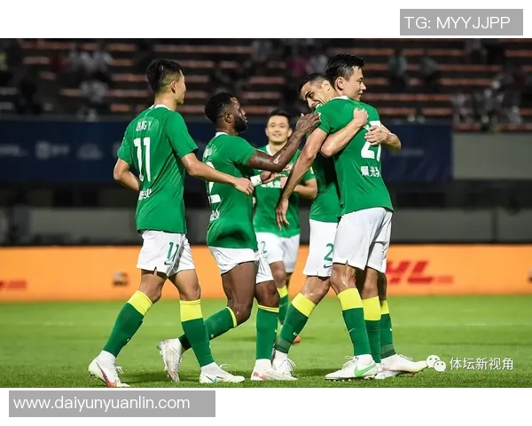 杭州羽毛球队在世界锦标赛积分榜中以73分稳居第一名展现强劲实力